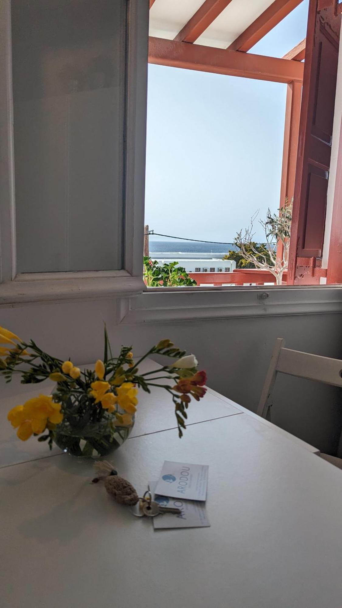 Arodou Studio And Apartment Mykonos Town Екстериор снимка