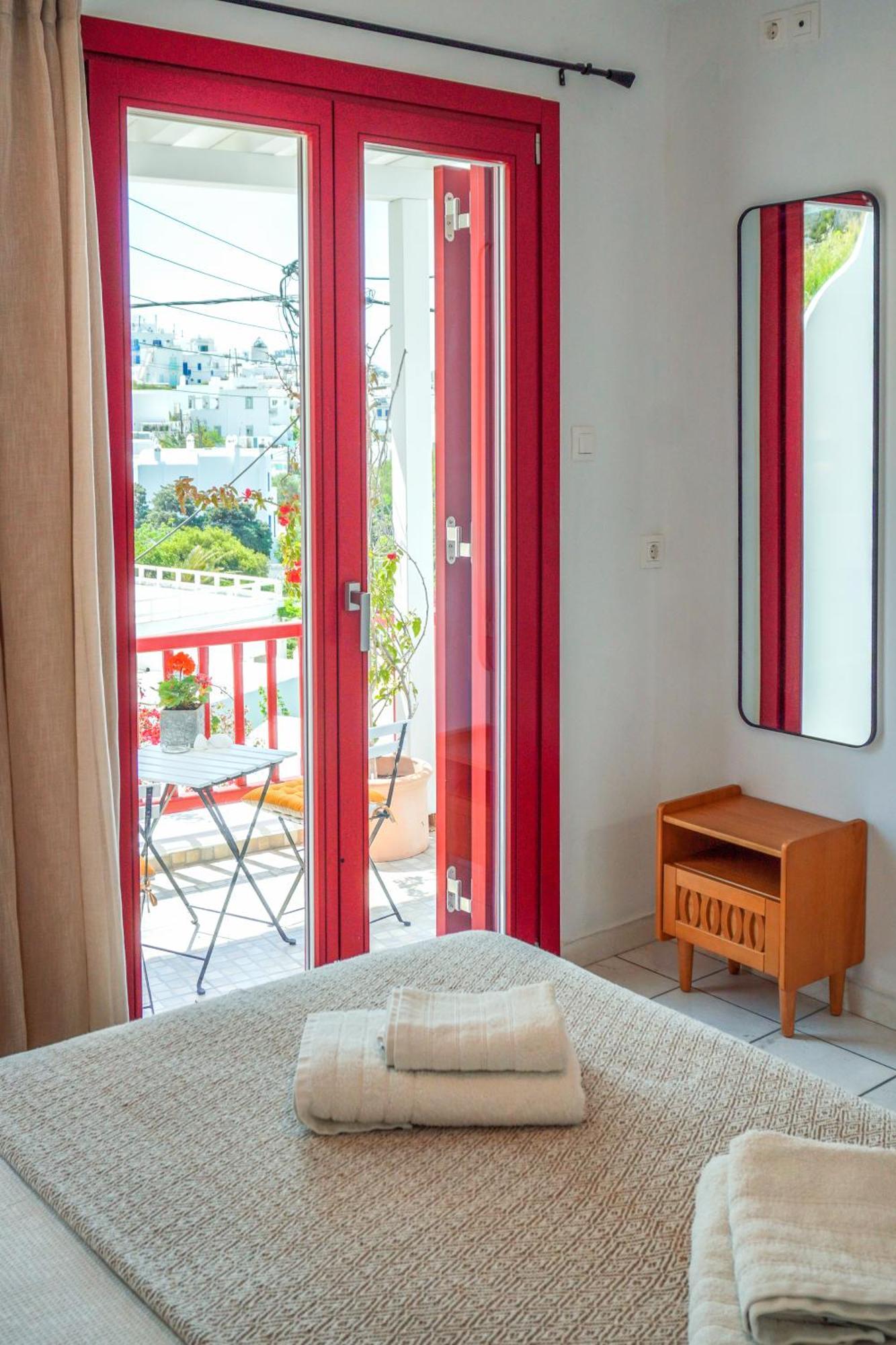 Arodou Studio And Apartment Mykonos Town Екстериор снимка
