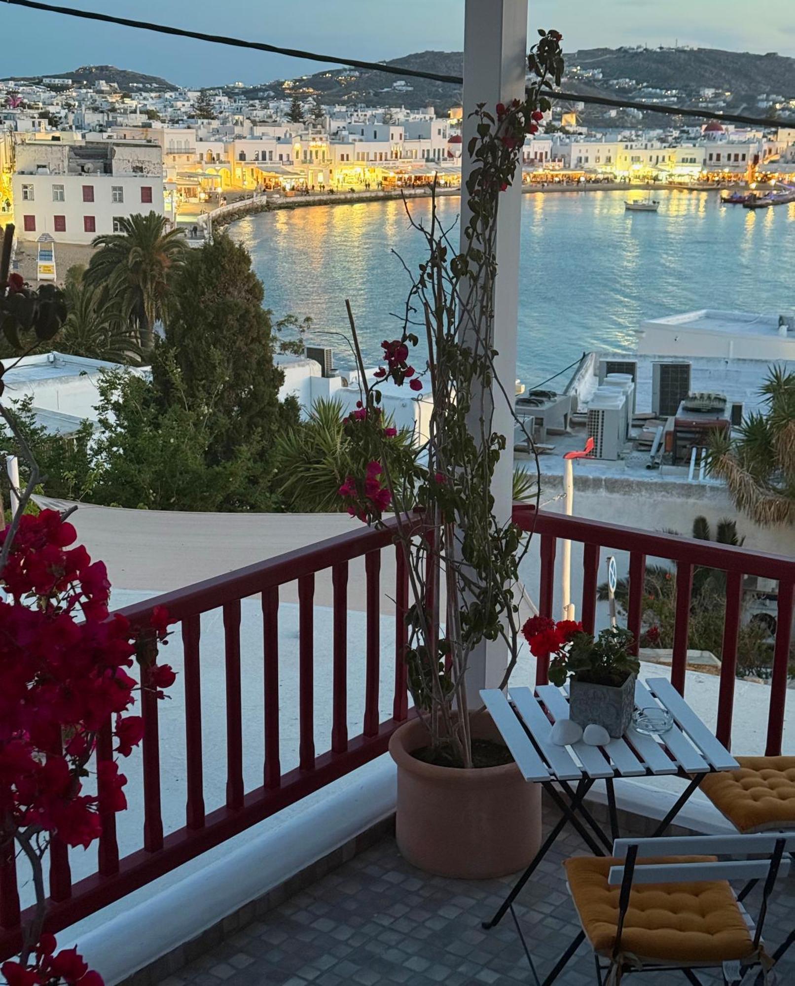 Arodou Studio And Apartment Mykonos Town Екстериор снимка